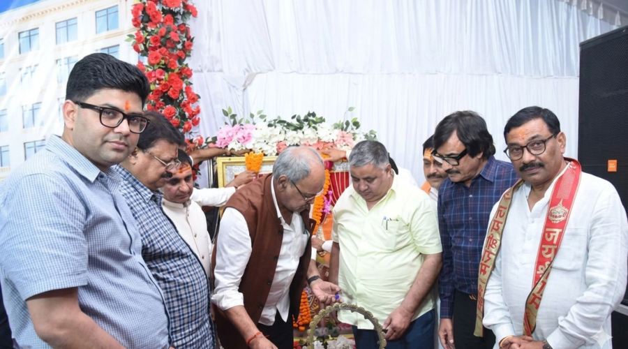 अंबिकापुर में ‘अग्रोहा पैलेस’ का भूमिपूजन: पर्यटन मंत्री राजेश अग्रवाल ने किया उद्घाटन